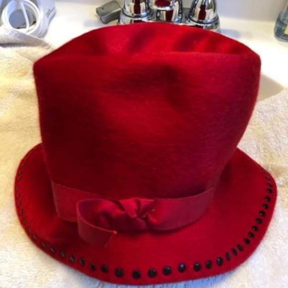 Mr. John (di Firenze)Vintage Hat for Red Hat Women